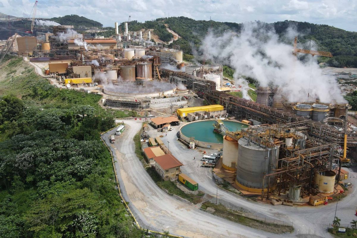 Nicaragua devuelve planta procesadora de oro a una minera estadounidense